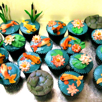 Koi Pond Cupcakes 