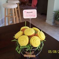 Cupcake Bouquet Done using regular sized cupcakes and buttercream icing.
