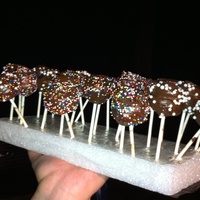Cake Pops Chocolate Cake pops! Mmm =)
