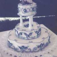 My First Cake For An Outdoor Wedding This is the first time I made a cake around the fresh flower cake top colors, featured at an outdoor wedding high in the hills of Naples,...