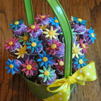 Birthday Bouquet I made this for my sister's birthday. Because i was pressed for time, the flower are very simple and basic, but she loved it...