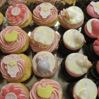 Baby Shower Cupcakes 