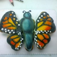 Monarch Butterfly Another Cupcake cake. Mixed Chocolate and Yellow cupcakes, buttercream icing made up to look like a monarch butterfly.