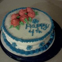 4Th Of July Ok I did it I enrolled in classes lol... This cake was my last class in the basics of cake decorating... Woohoo I finally learned how to...