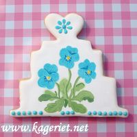 Blue Pansies I know they&acute;re old-fashioned, but i absolutely LOVE pansies!