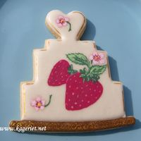 Cath Kidston Cookie This is my third painted cookie. I&acute;m using dust-colours diluted with clear alcohol.