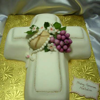 Cross Comunion Cake Made this weekend for a comunion.