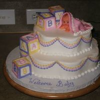 Crawling Baby With Blocks This was a last minute order from a lady who just wanted something a little different and nice. So, I made the 6" and 9" petal...