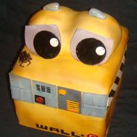 Wall-E Cake fondant and gumpaste