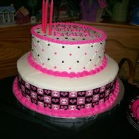 Pink Skulls Birthday This was for my daughters birthday this year. I used Luck's edible image on the bottom and a diamond pattern on top