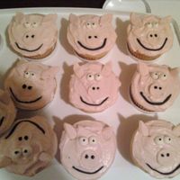 Pig Cupcakes 