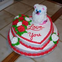 100_0313_00.jpg this cake is a strawberry dream cake made real strawberries and a dream