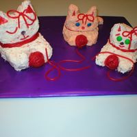 Kitty Cats Mommy and baby kittens