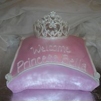 Welcome Princess Bella white chocolate tiara, fondant "pillow" covering. First time making a pillow- not real happy with it, but it's ok.