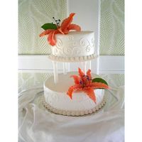 Tiger Lily Wedding Cake 