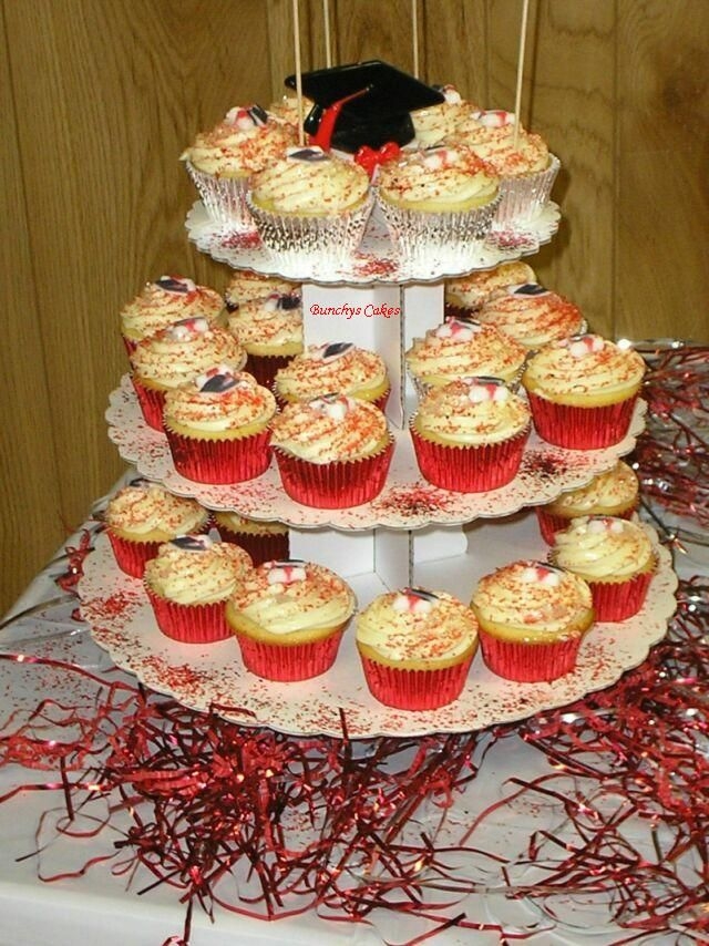 High School Graduation Cupcakes