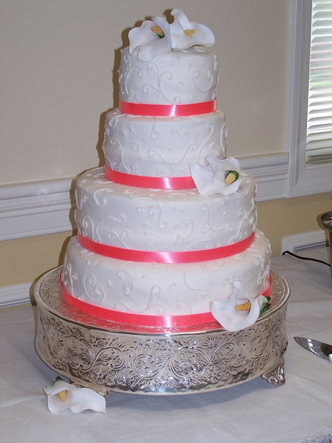 Cake With Ugly Plastic Ribbon!