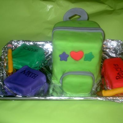 2005 Back To School Cake