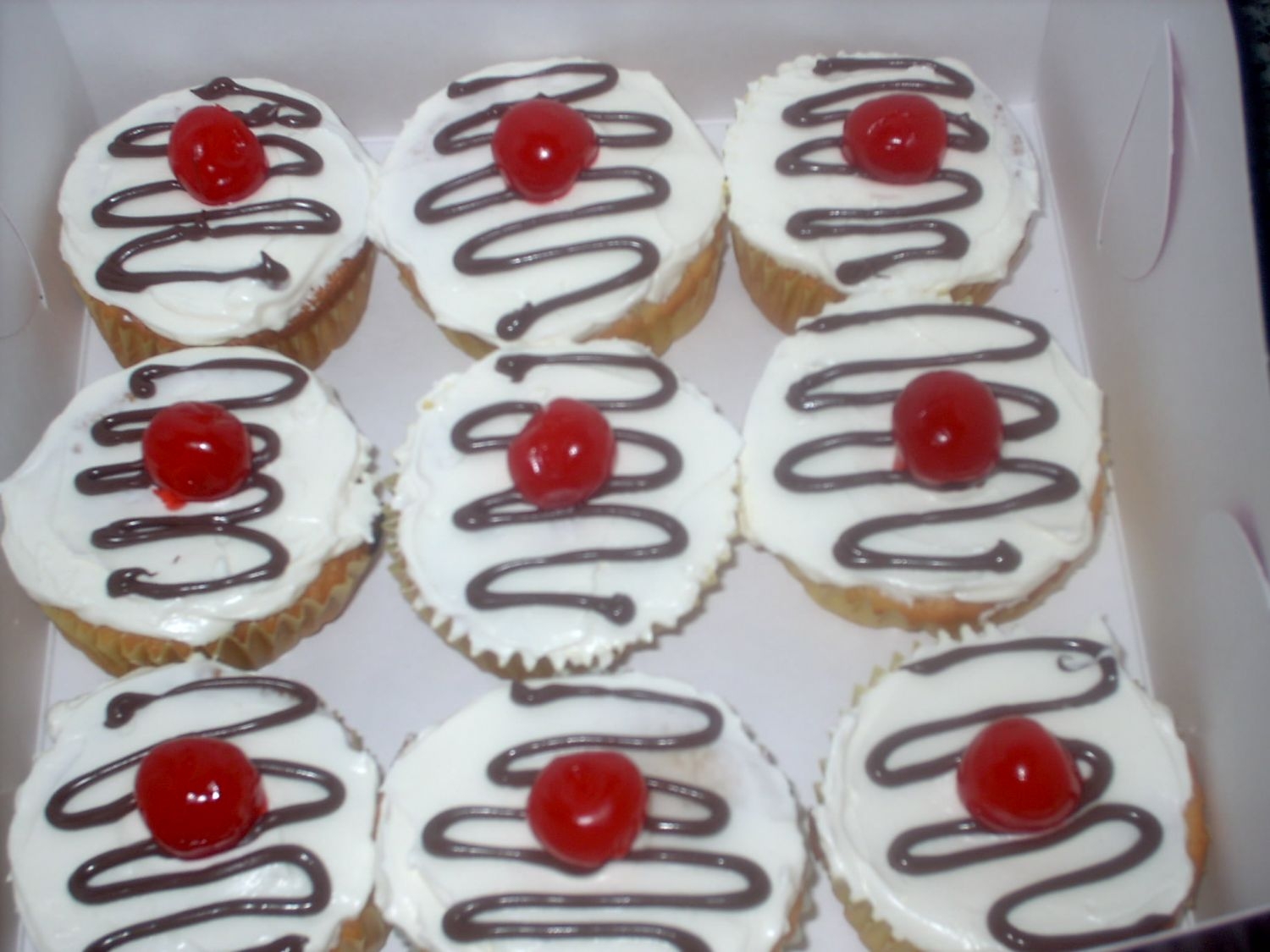 Banana Split Cupcakes
