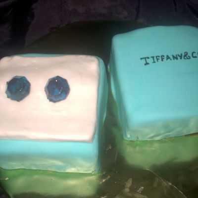 Tiffany Box With Earrings