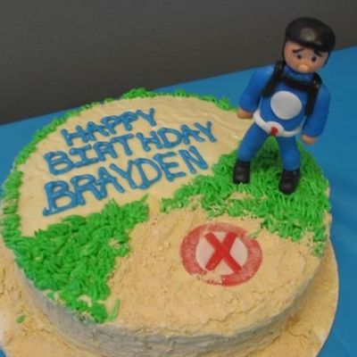 Skydiver Cake