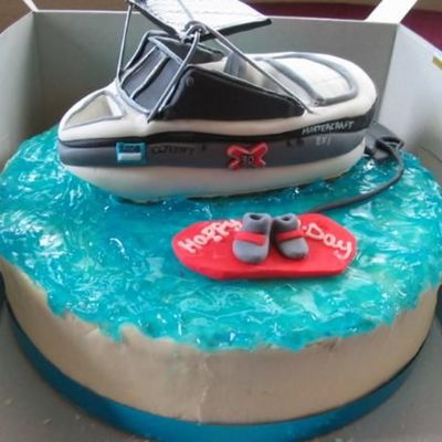 Boat_Cake.jpg
