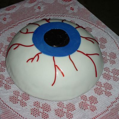 Eyeball Cake