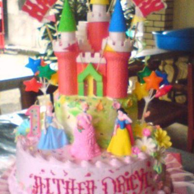 Disney Princess' Cake