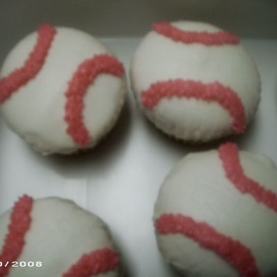 Softball Cupcakes