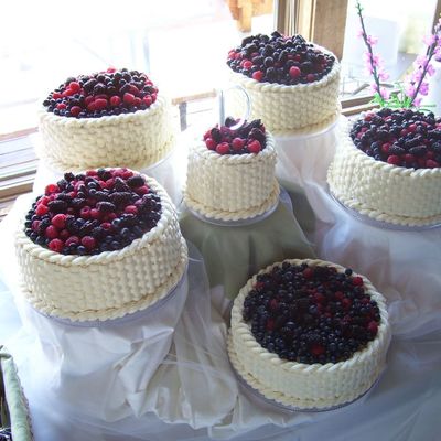 Berry Wedding Cake