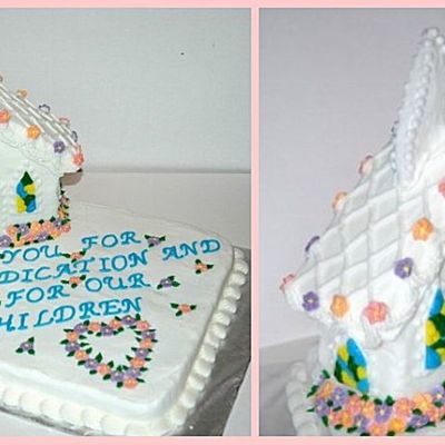 3D House Church Cake