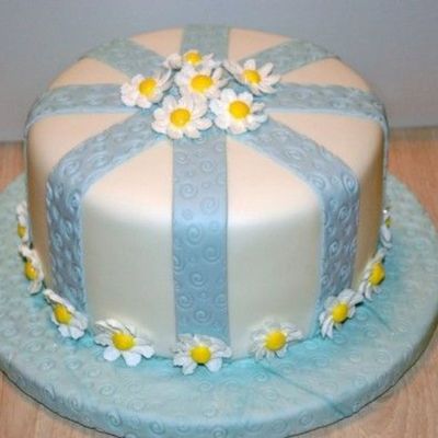 Fondant Flower Class Cake