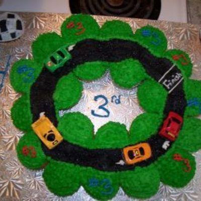 Race Track Cupcake Cake