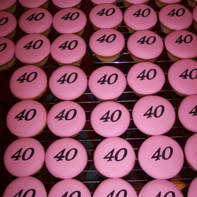 40Th Birthday Cupcakes