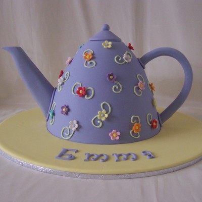 Teapot Cake