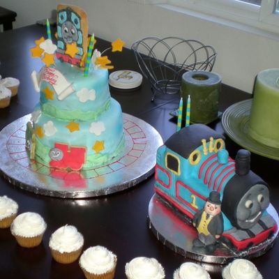 Thomas Birthday Cakes For Twins