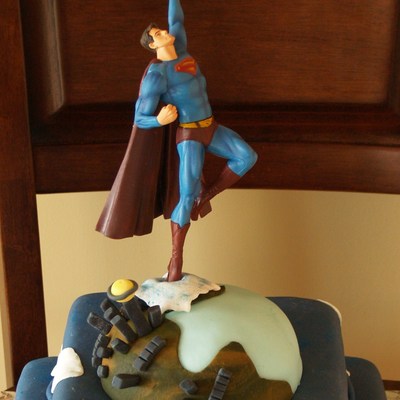 Superman Cake
