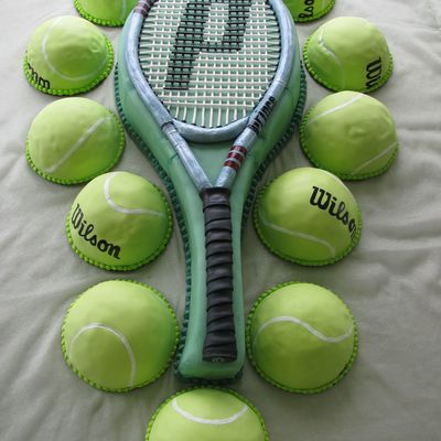 Tennis Racket Cake
