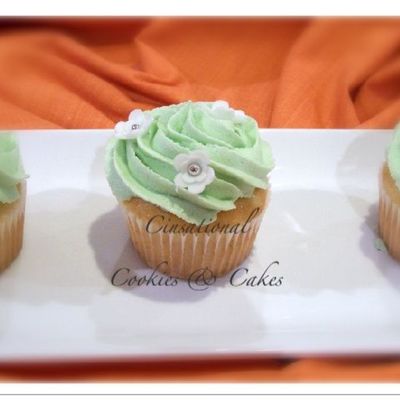 Green & White Cupcakes