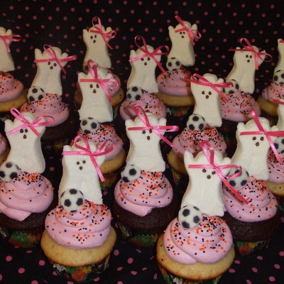 Girlie Soccer Halloween Cupcakes