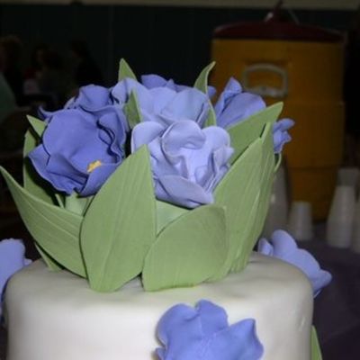 Tulip Cake Topper - Close Up