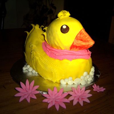 Strawberry Duck Cake