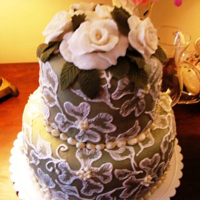 2006 Mother's Day Embroidery Cake