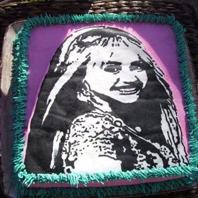 Hannah Montana Cake