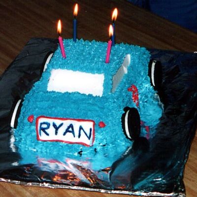 Blue 3-D Car Cake
