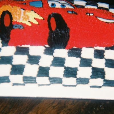 Lightening Mcqueen Cake