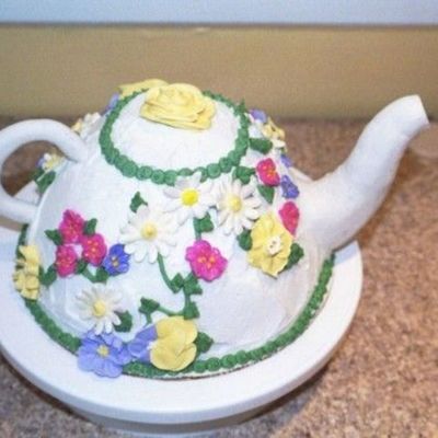 Teapot Cake