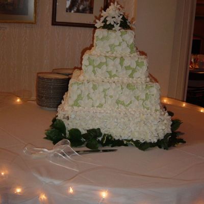 Green With Overlay Of White Flowers, All Buttercream