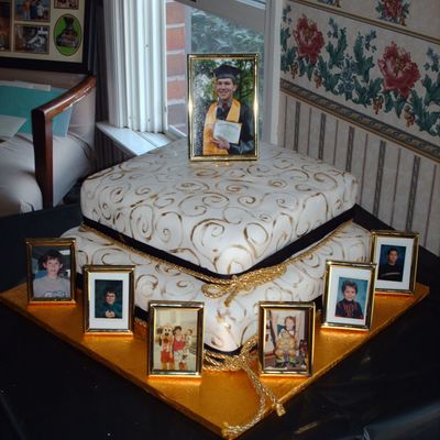 Josh's Graduation Cake