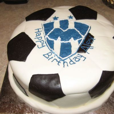 Rayados Cake